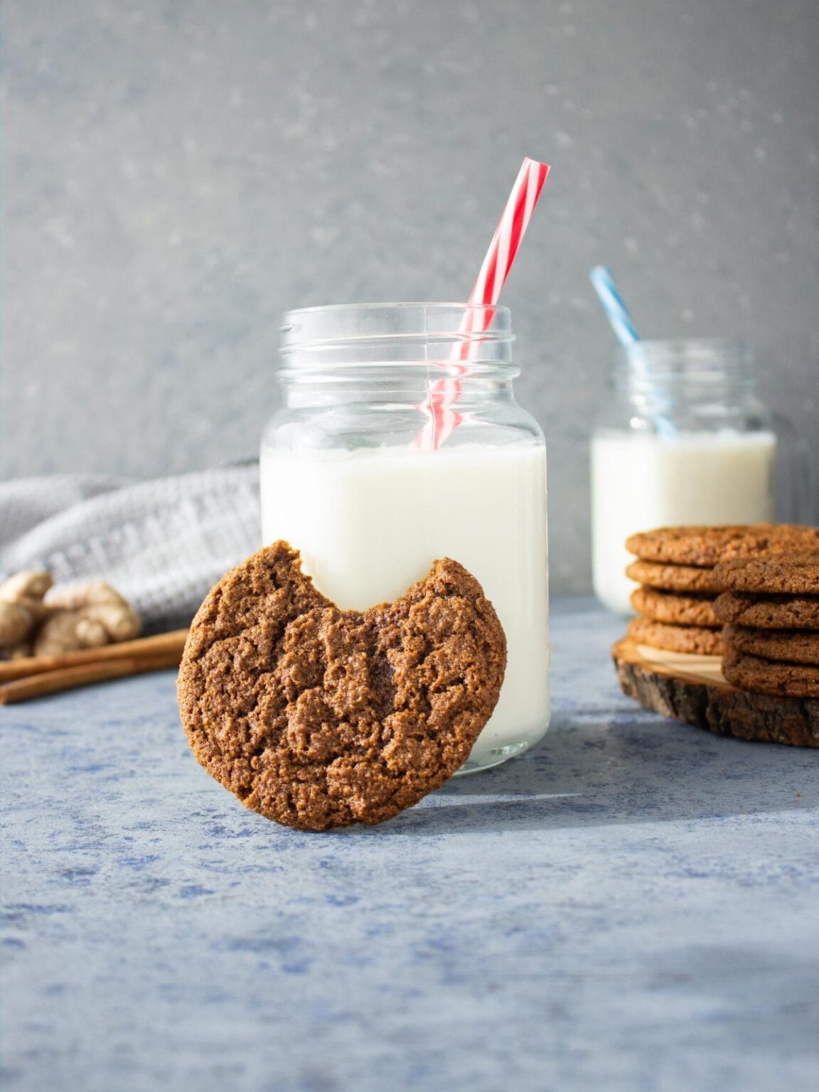 Soft Whole Wheat Molasses Cookies (ginger snaps)